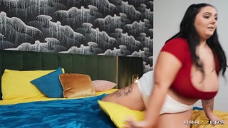 Brazzers - Curvy Roommates Abigail Morris and Jadynn Stone